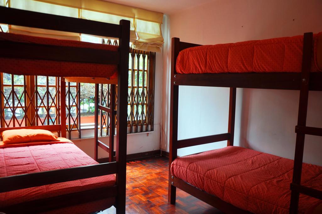 Zig Zag Hostel Lima Buitenkant foto