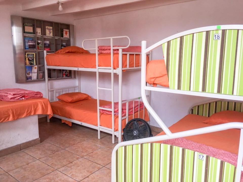 Zig Zag Hostel Lima Buitenkant foto